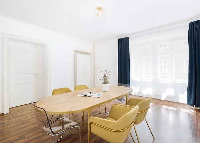 Ballgasse Apartment *